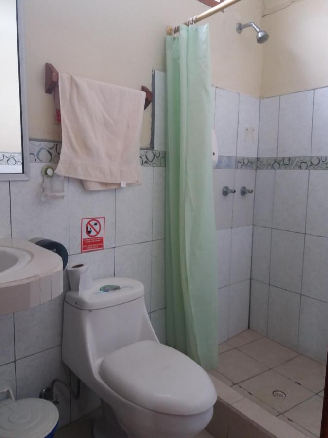 Hostal Miconia Puerto Ayora  Eksteriør billede