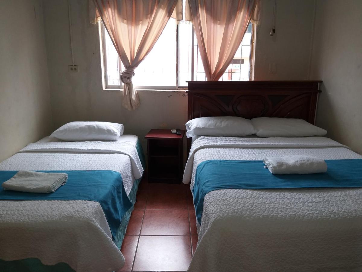 Hostal Miconia Puerto Ayora  Eksteriør billede