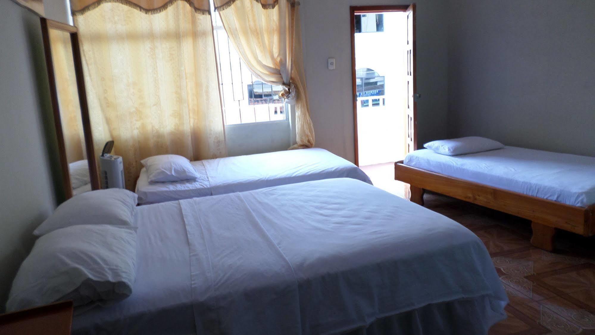 Hostal Miconia Puerto Ayora  Eksteriør billede